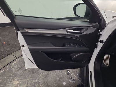 2019 Alfa Romeo Stelvio Ti Sport